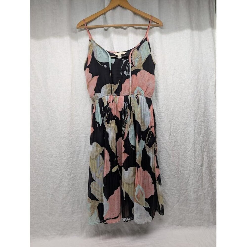 Yumi women's size 2/4 floral tank dress with mid length pleaded skirt black S10 - Picture 2 of 9